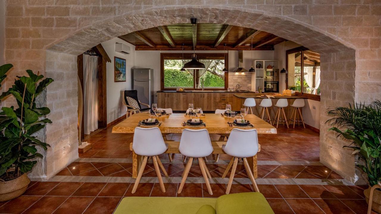 Villa Cutrera 8, Emma Villas Chiaramonte Gulfi Exterior photo