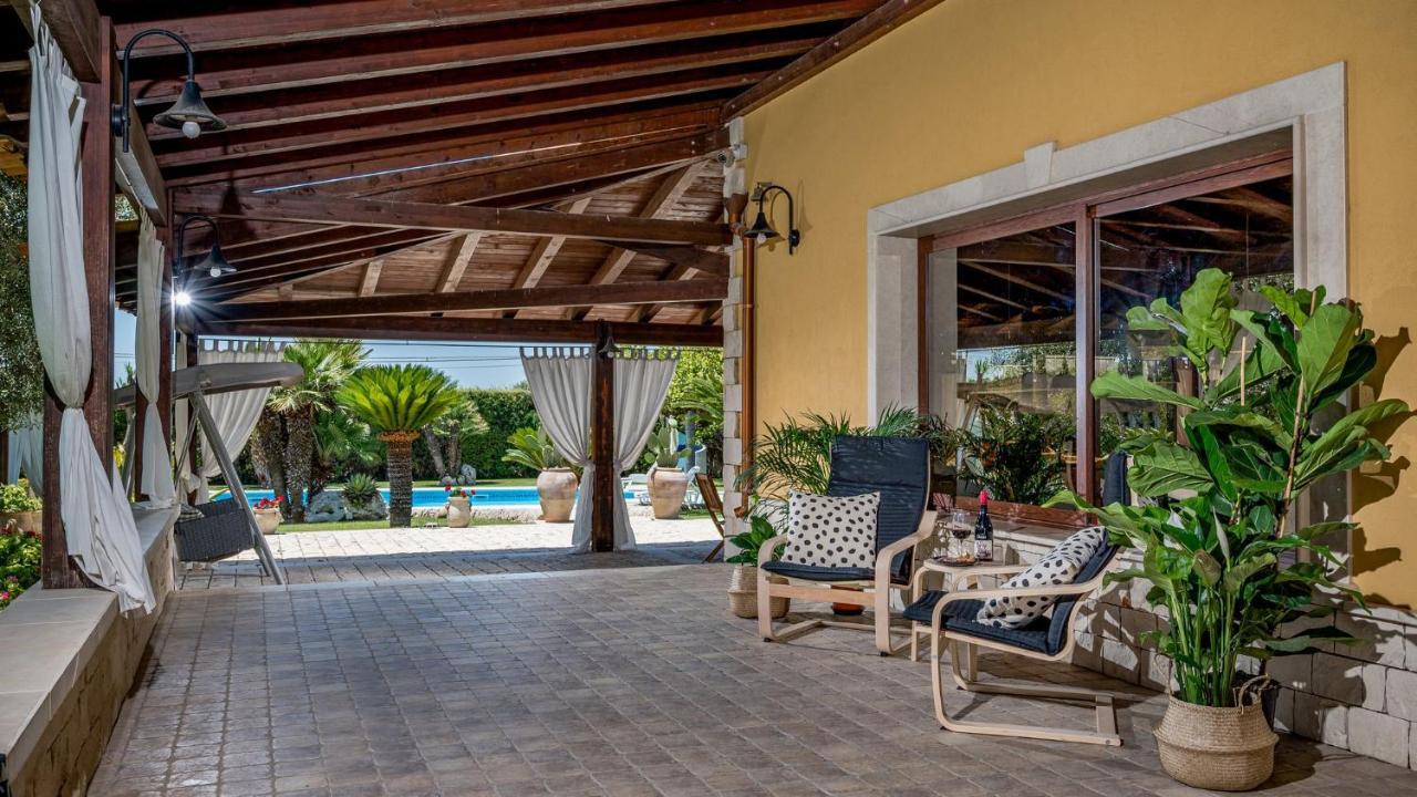 Villa Cutrera 8, Emma Villas Chiaramonte Gulfi Exterior photo