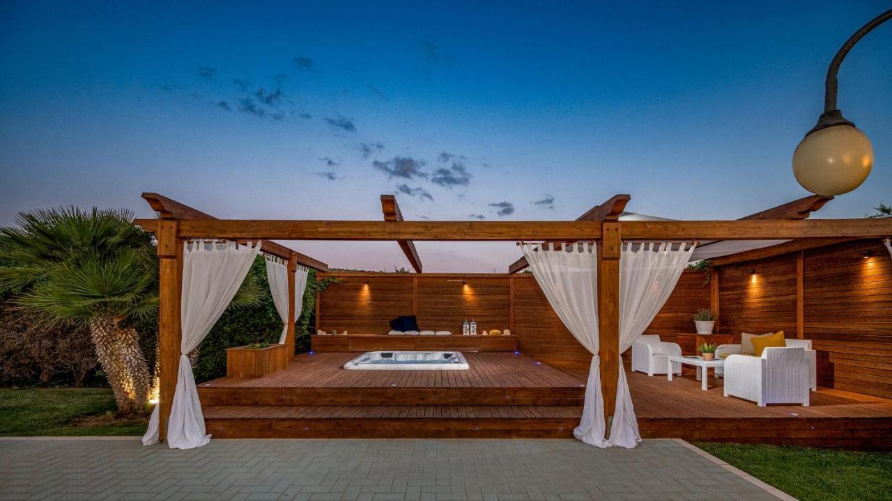 Villa Cutrera 8, Emma Villas Chiaramonte Gulfi Exterior photo