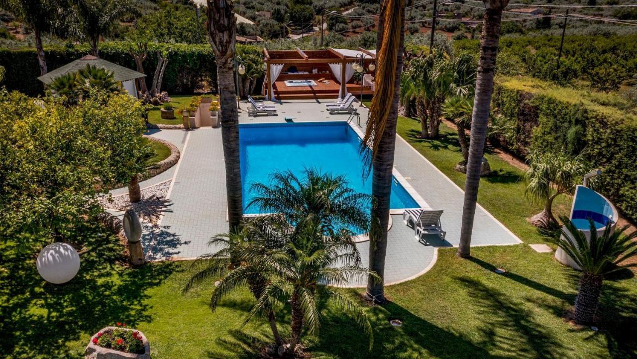 Villa Cutrera 8, Emma Villas Chiaramonte Gulfi Exterior photo